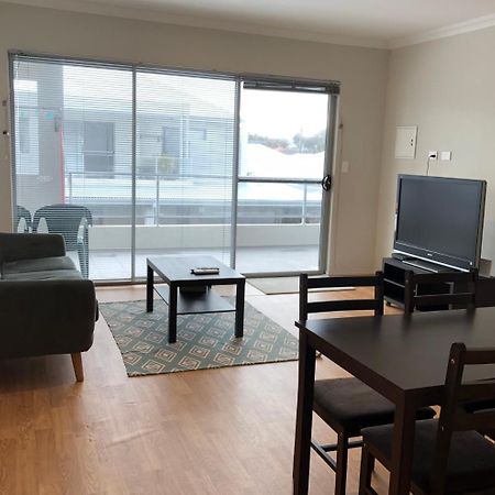 Apartment In Queens Park Περθ Εξωτερικό φωτογραφία