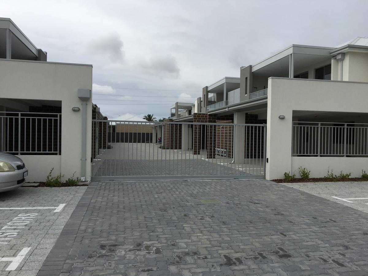 Apartment In Queens Park Περθ Εξωτερικό φωτογραφία